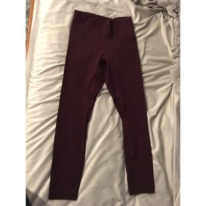 Lululemon Wunder Under High Rise 7/8 Pants- Size 6